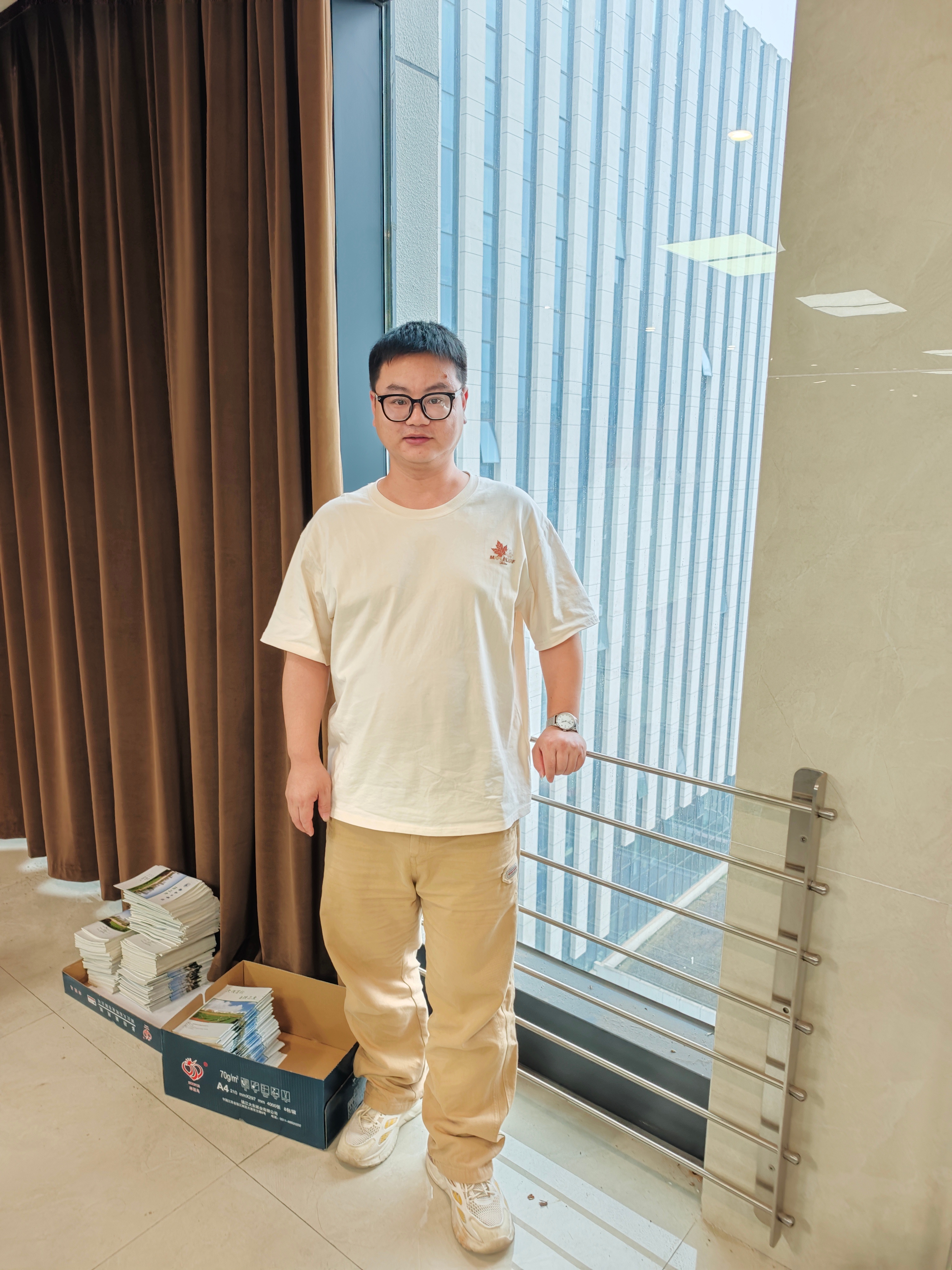 信息与人工智能学院-黄武涛-生活照.jpg